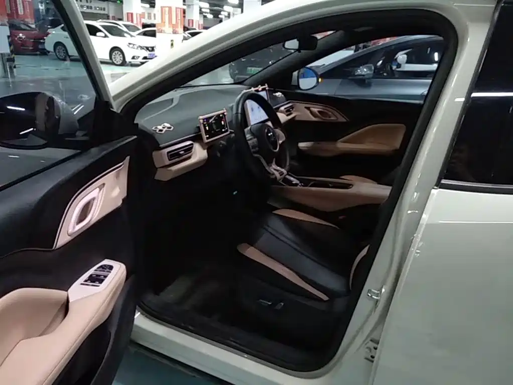 BYD Seagull 2024 Glory Edition 305km Vitality Edition фото 16
