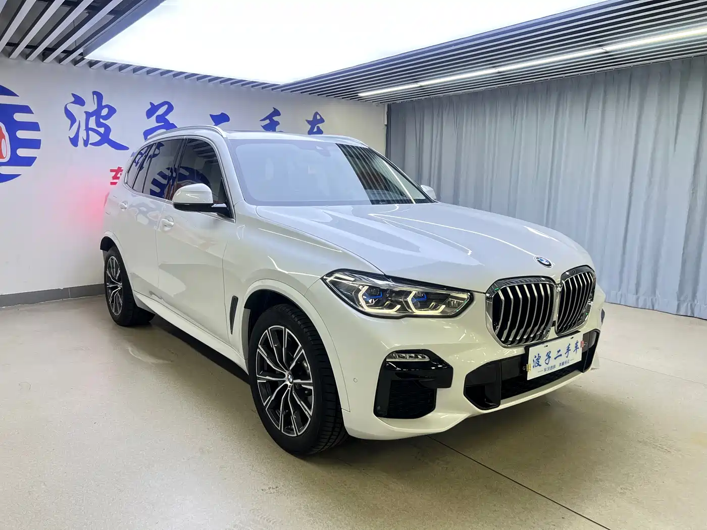 BMW X5 (Import) 2019 xDrive30i M Sport Package фото 3