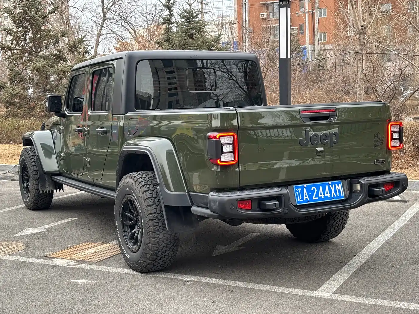 2023 Jeep Gladiator