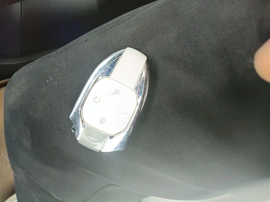 GAC Trumpchi Trumpchi Emkoo 2023 Shadow Leopard H Smart Hybrid фото 9