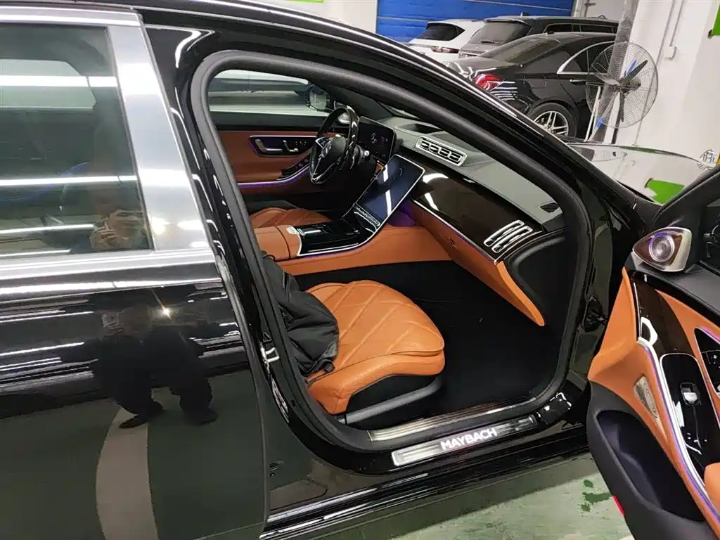 MERCEDES-BENZ MAYBACH S-CLASS