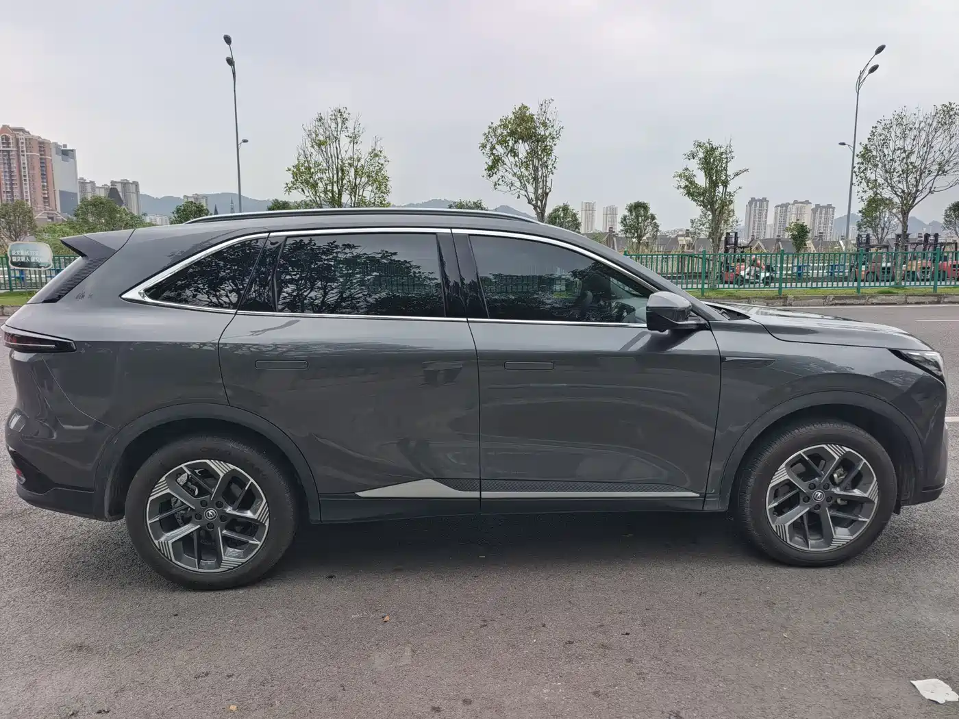 CHANG'AN CS75PLUS