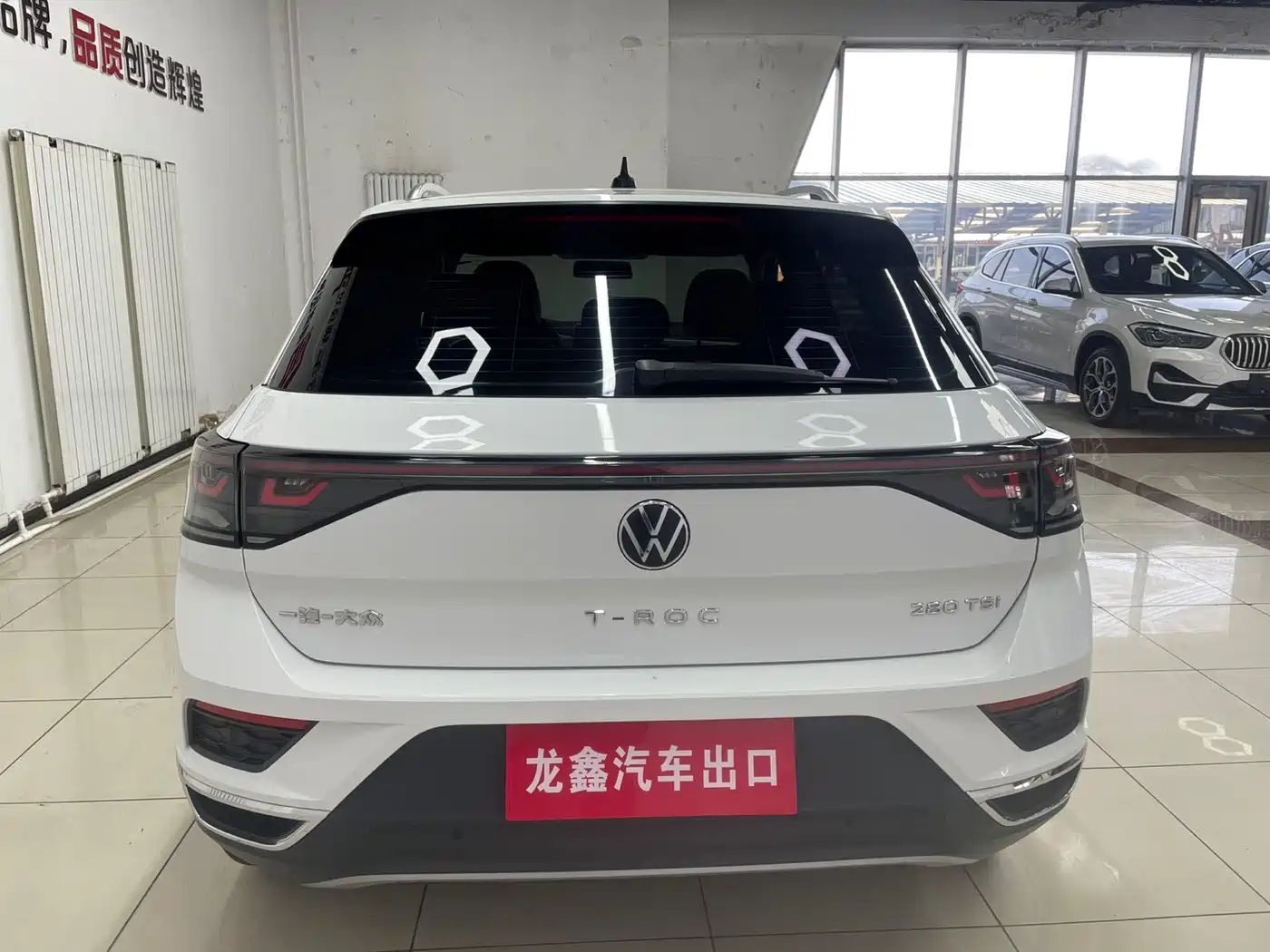 Volkswagen T-ROC 2023 280TSI DSG 2WD Time Edition фото 4