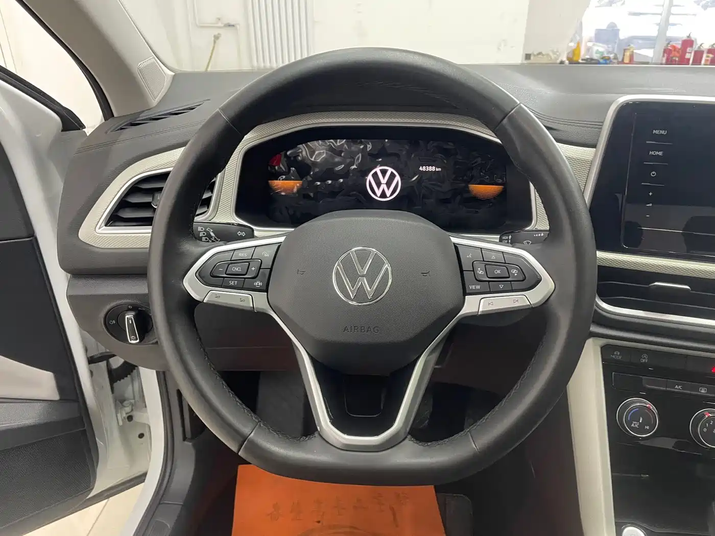 Volkswagen T-ROC 2023 280TSI DSG 2WD Time Edition фото 11