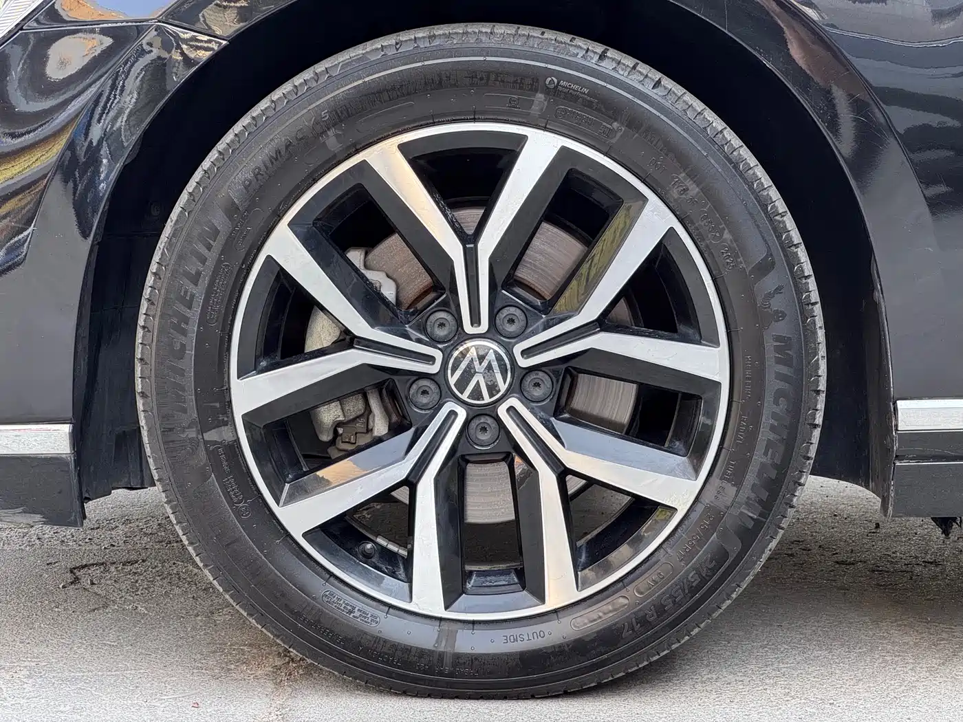 Volkswagen Magotan 2021 330TSI DSG 30th Anniversary Edition фото 22