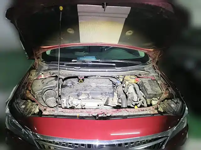 Buick Verano 2019 Sedan 20T Dual Clutch Leading — фото 3