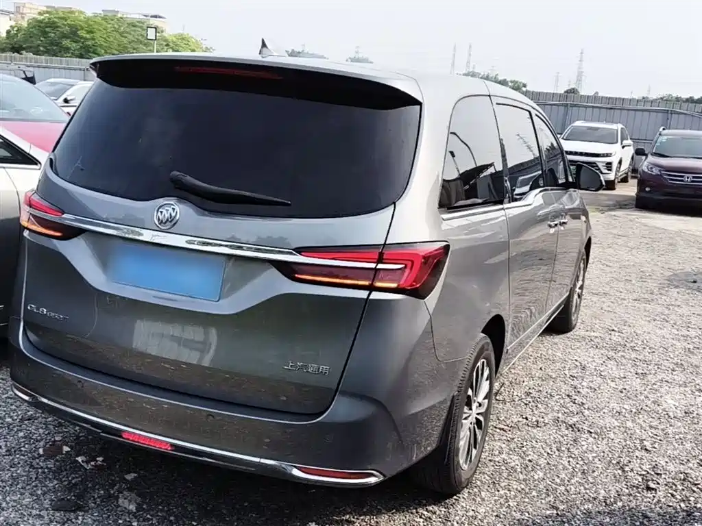BUICK GL8