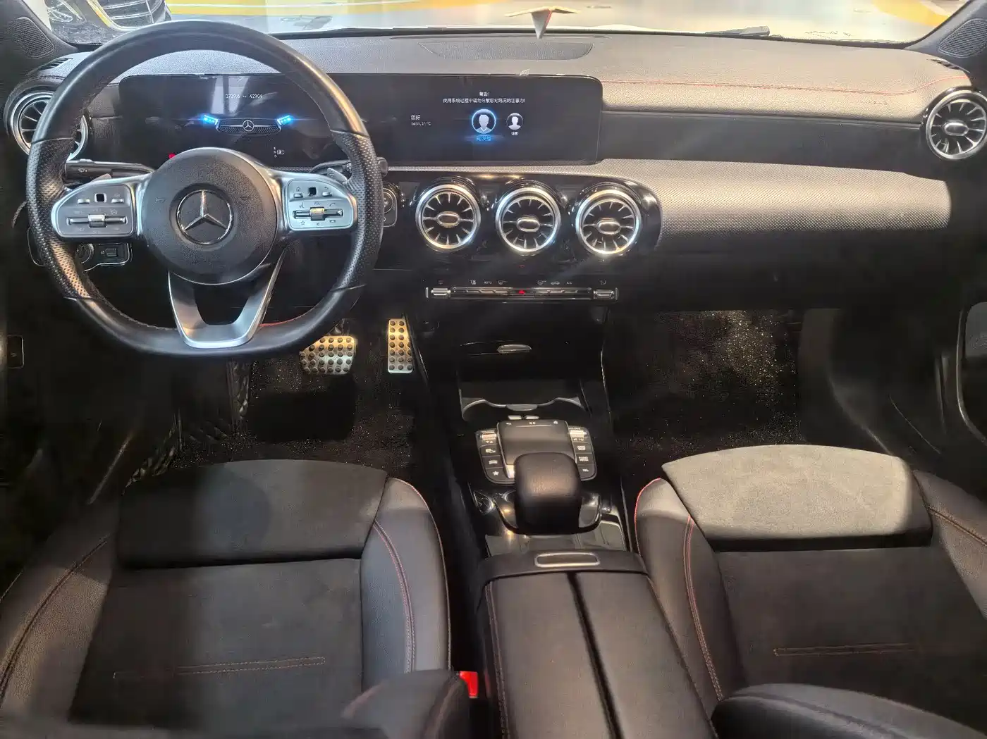 Mercedes-Benz CLA (Import) 2021 CLA 200 фото 8