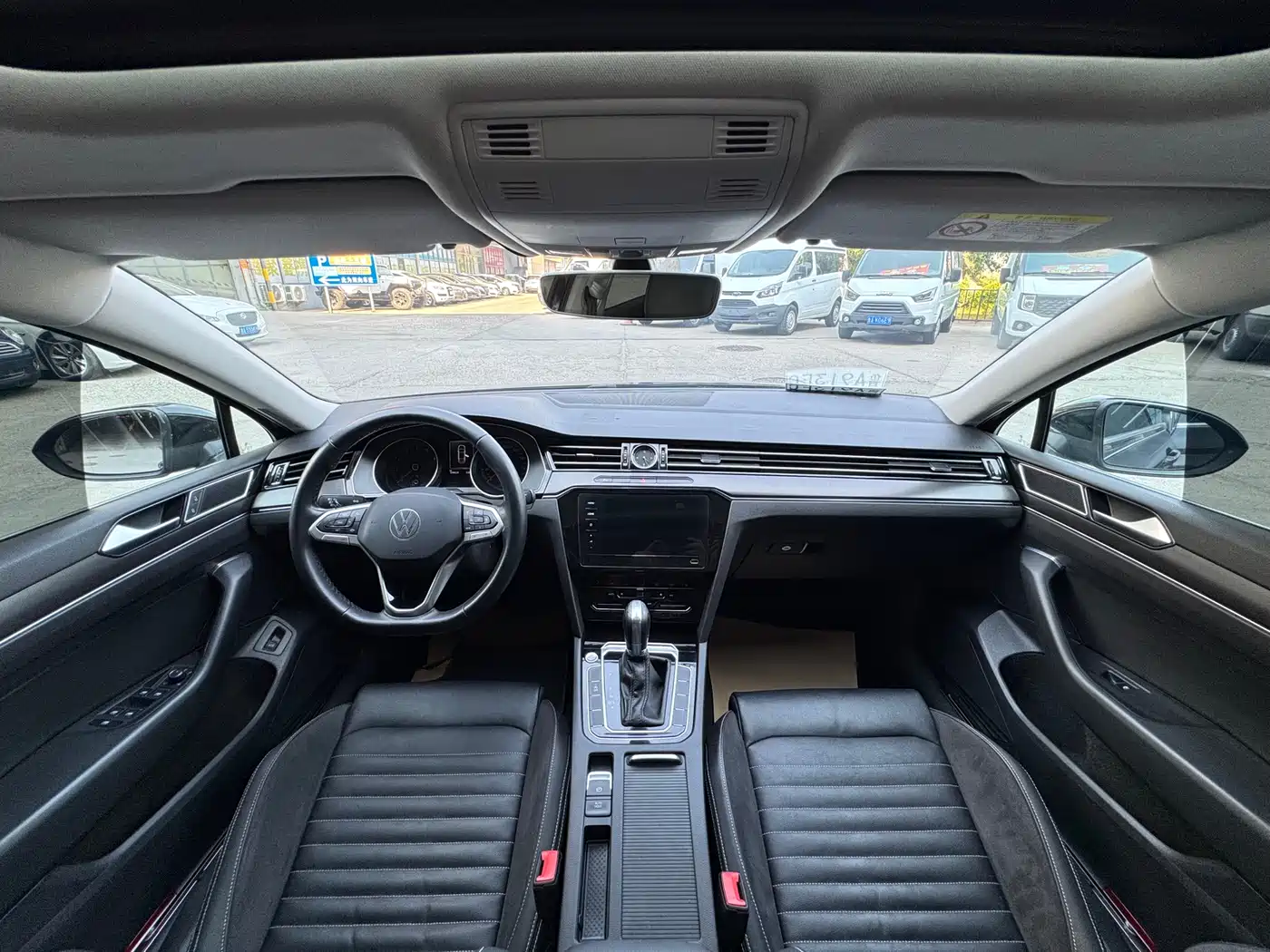 Volkswagen Magotan 2021 330TSI DSG 30th Anniversary Edition фото 14