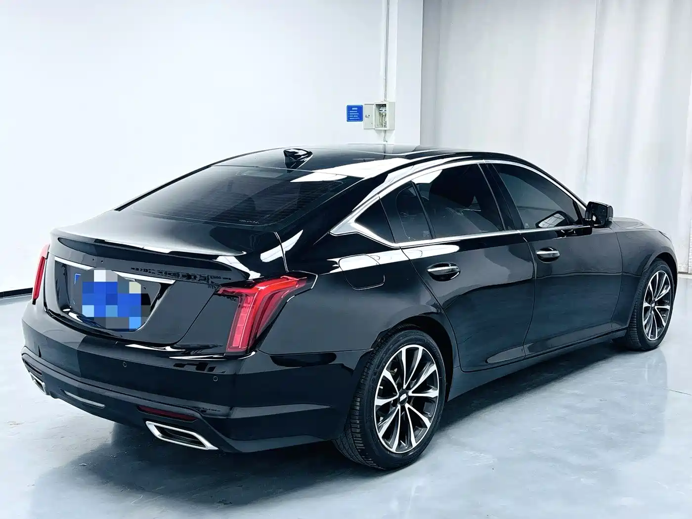 CADILLAC CT5