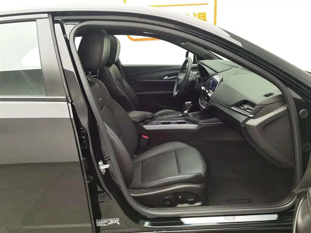 Cadillac CT4 2021 28T Luxury Model фото 23