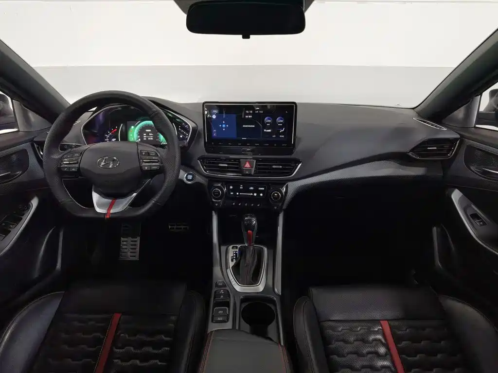 Фото 5 - Hyundai Fista