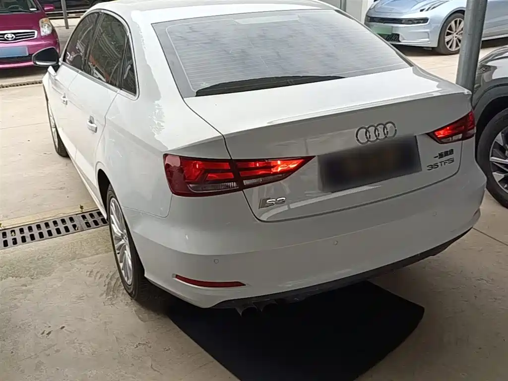 Audi A3 2016 Limousine 35 TFSI Progressive фото 5