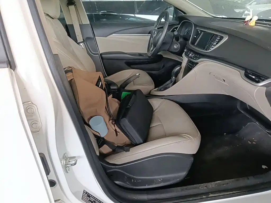 Фото 25 - Buick Excelle