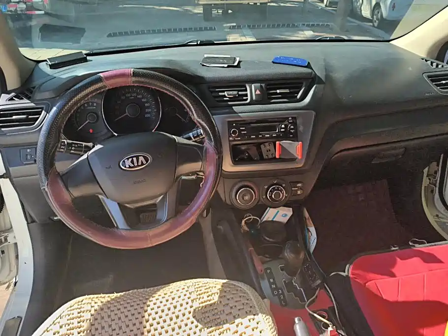 Kia K2 2013 2012 Sedan 1.4L AT GLS Commemorative Edition