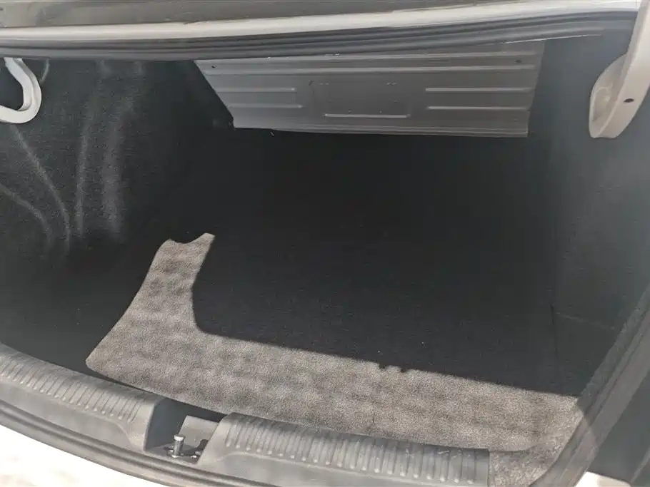 Škoda Rapid 2019 1.5L Automatic Comfort China V фото 4