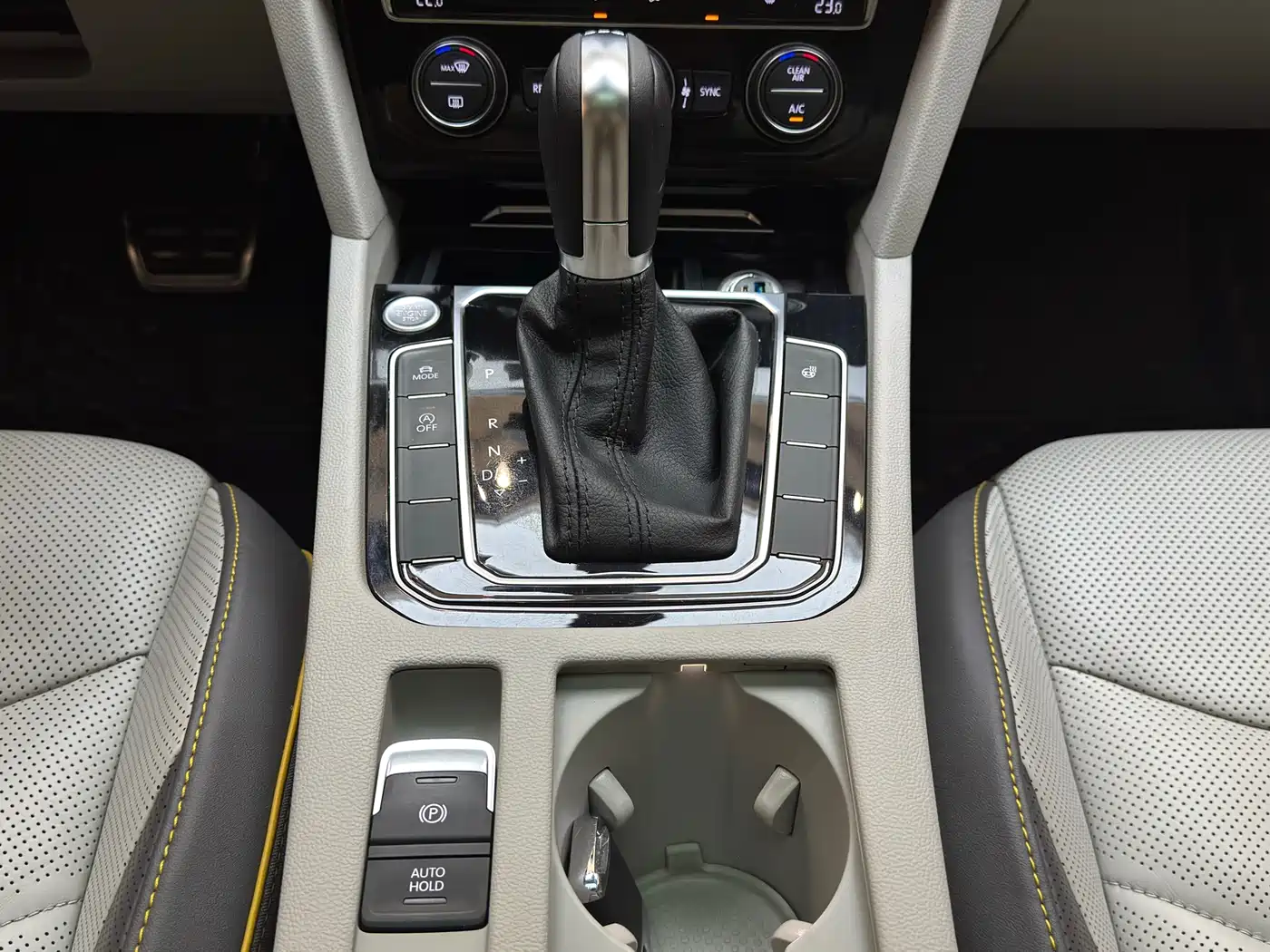 Volkswagen FAW-Volkswagen CC 2019 380TSI Radiance Edition China VI фото 12