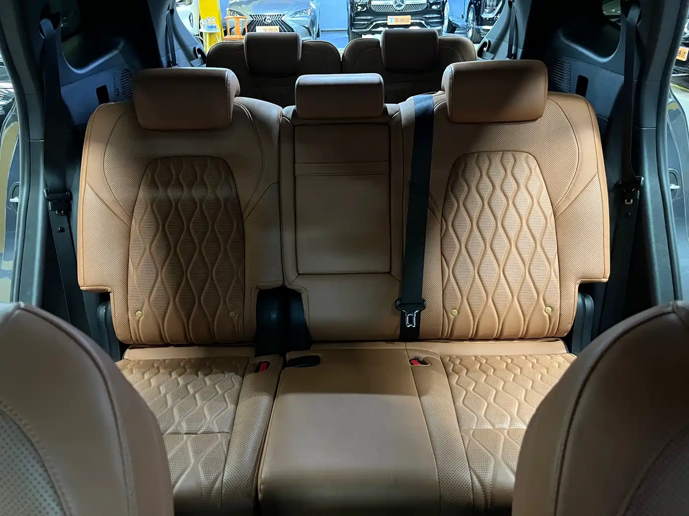 BYD Tang New Energy 2023 Model DM-i Champion Edition 112KM Honor фото 11