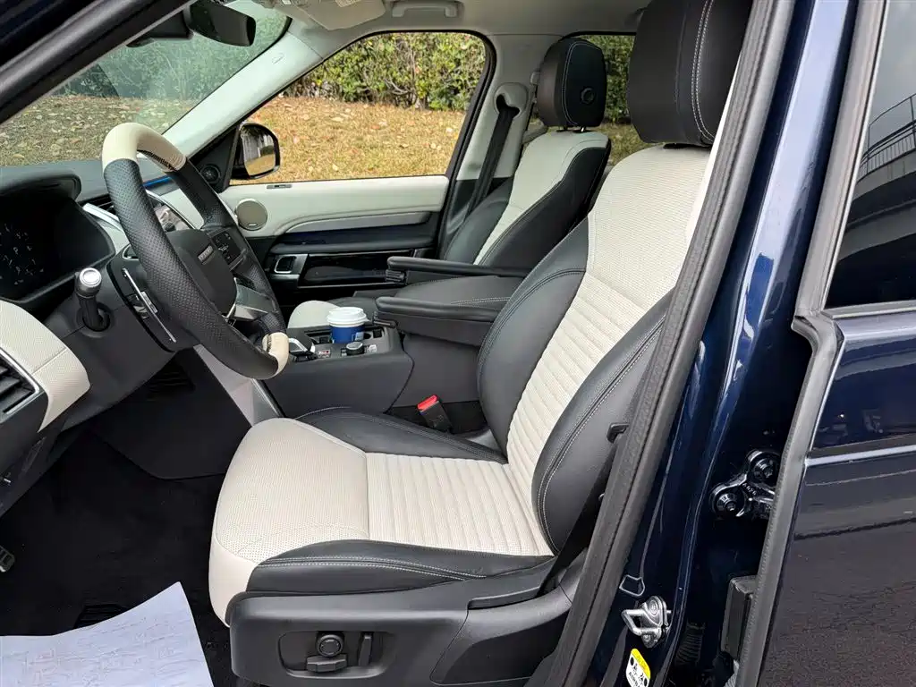 Land Rover Discovery 2021 360PS R-Dynamic S фото 8