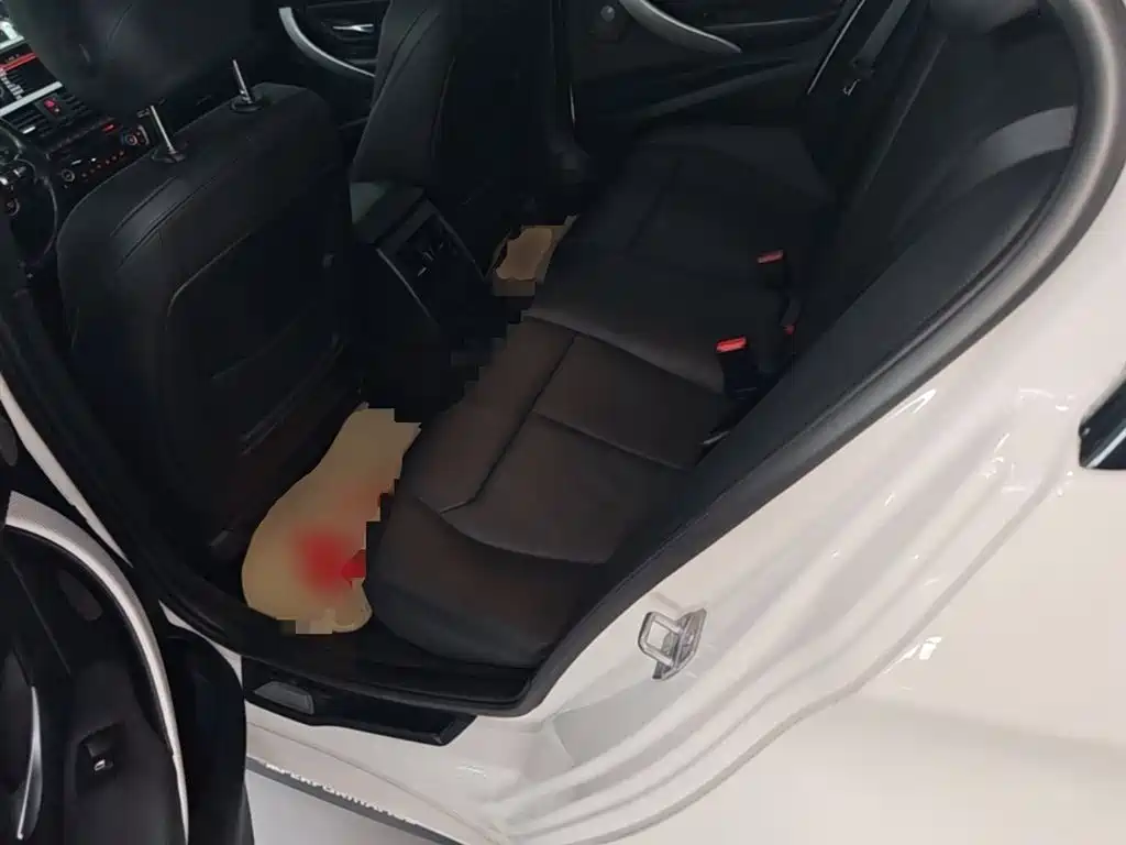 BMW 3 Series 2015 328i M Sport фото 17