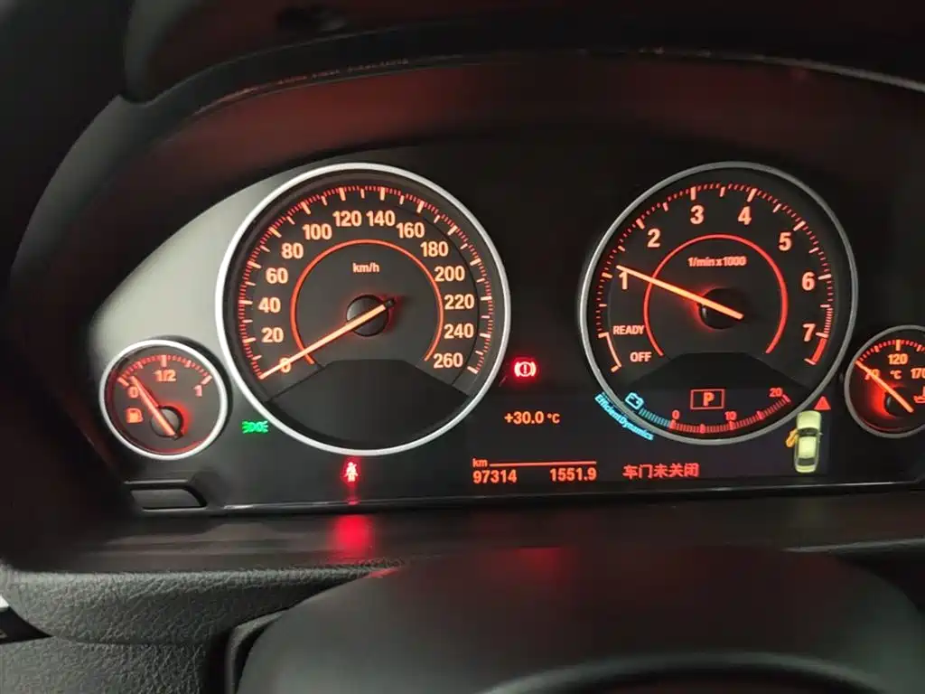 BMW 3 Series 2015 328i M Sport фото 12