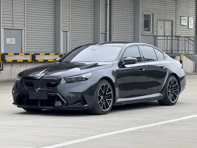  BMW BMW M5 New Energy 2025 M5