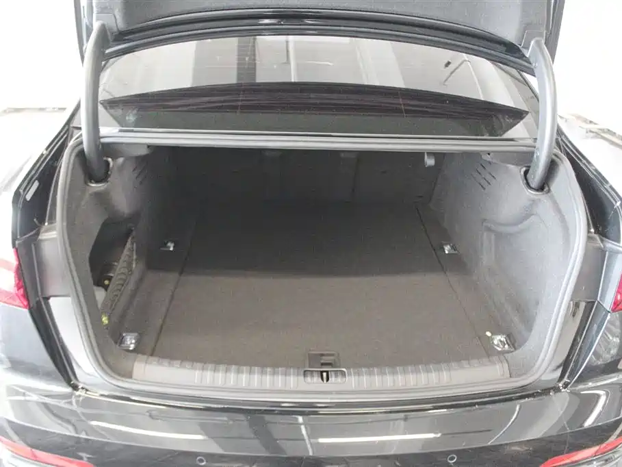Audi A6L 2020 40 TFSI Luxury Dynamic фото 7