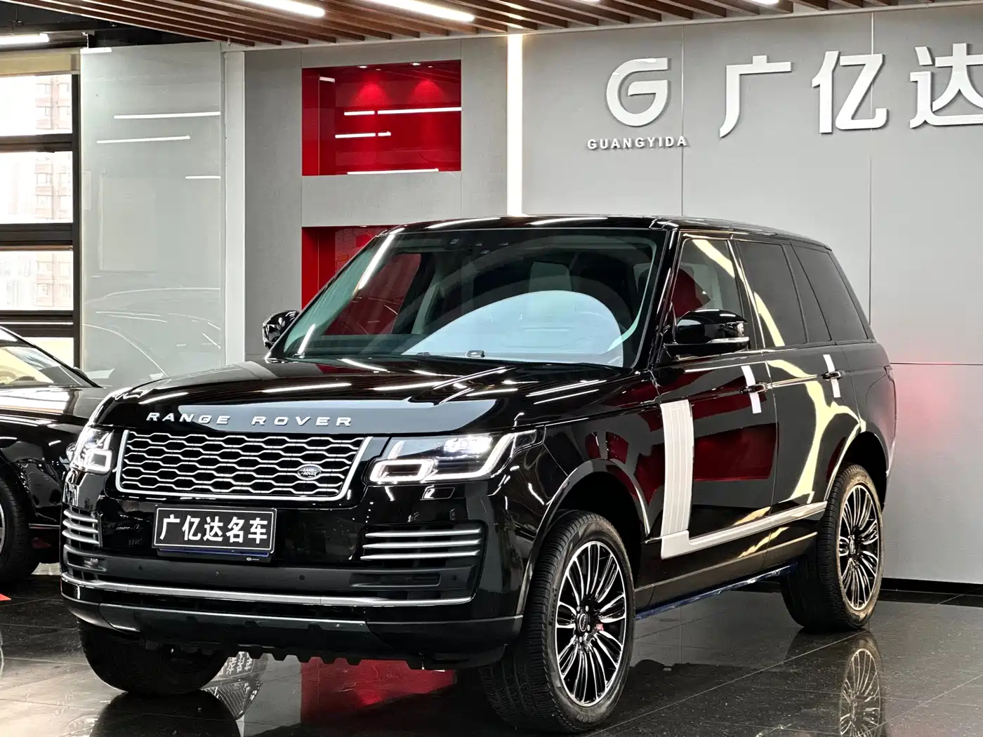 Land Rover Range Rover 2021 3.0 L6 Heritage Edition