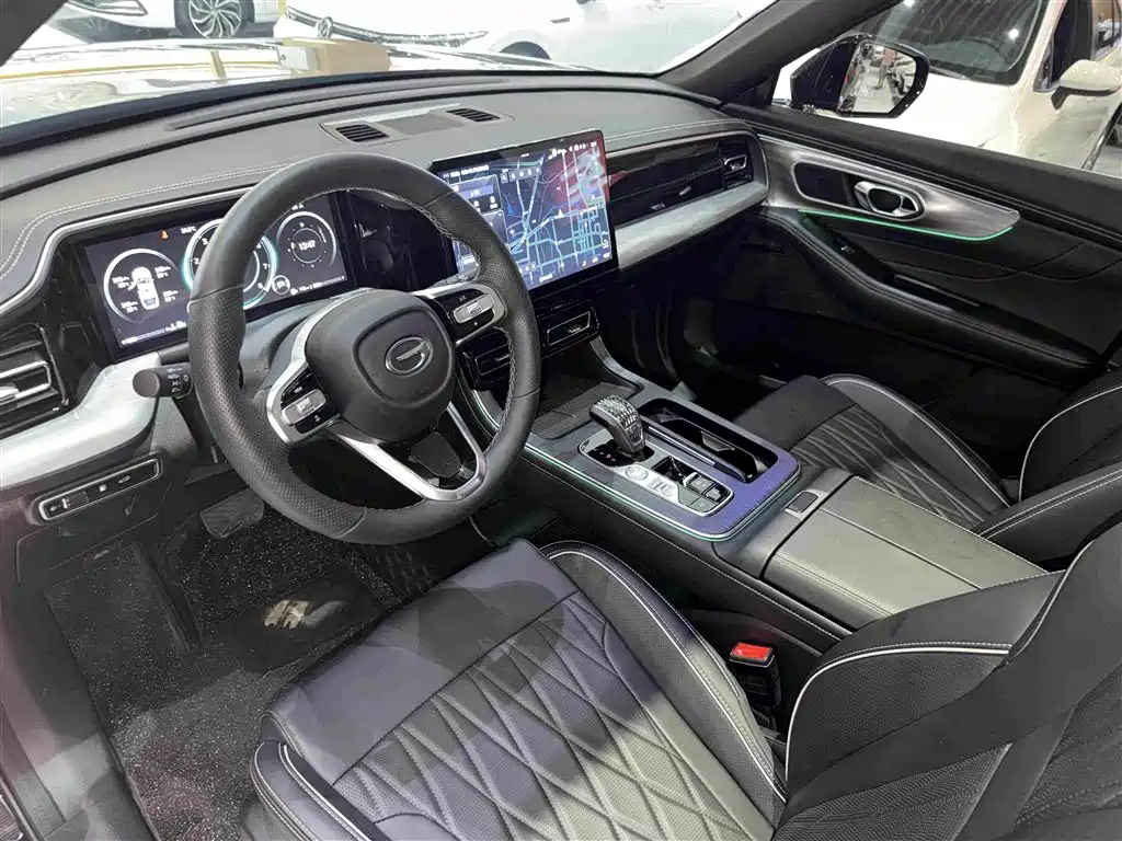 GAC Trumpchi GS8 2025 2025 Pilot Series 2.0TGDI AWD Luxury Edition 5-Seater