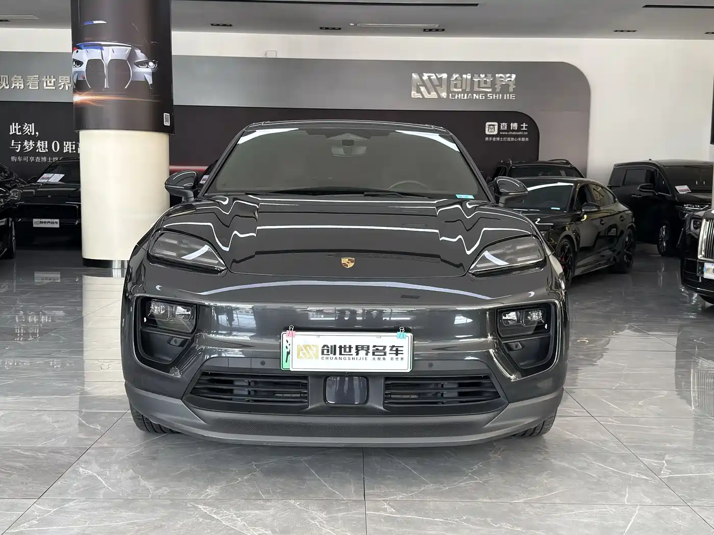 Porsche Macan EV 2024 Macan 4 фото 2