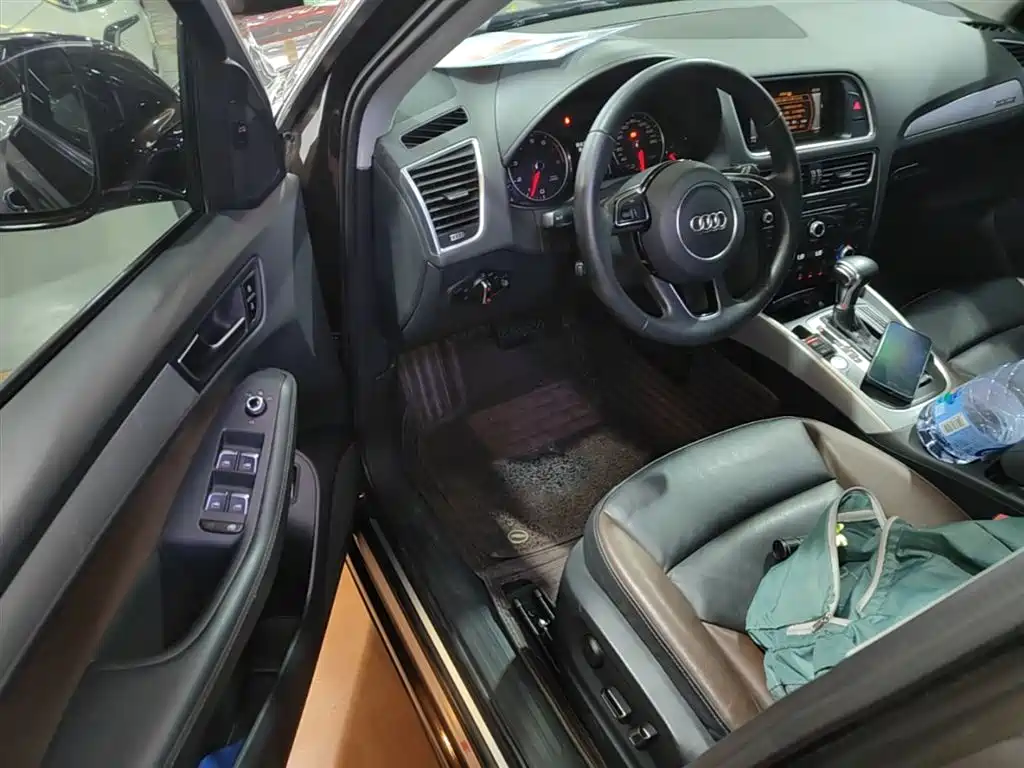Audi Q5 2018 Collector's Edition 40 TFSI Technology фото 16