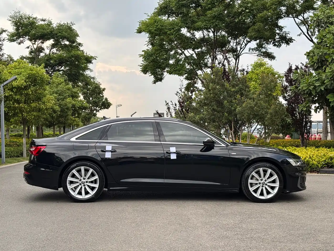 Audi A6L 2021 45 TFSI Exclusive Sport фото 4