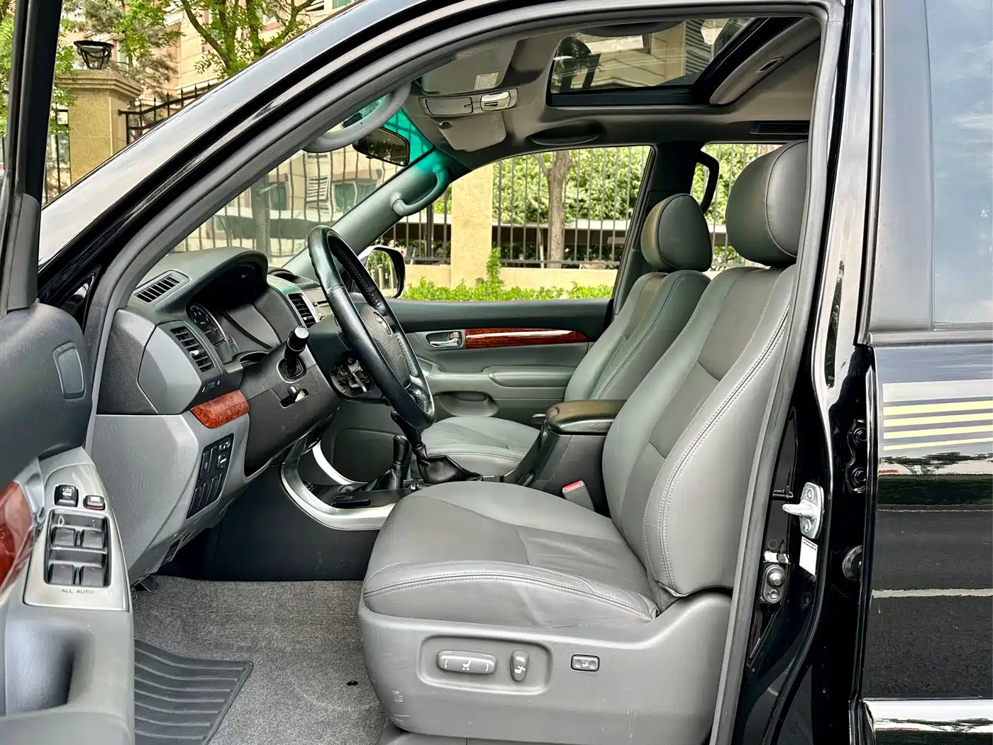 Toyota Prado 2006 4.0L Auto VX фото 4