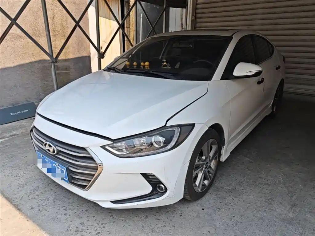 Hyundai Elantra 2016 Model 1.6L Automatic Smart Elite фото 3