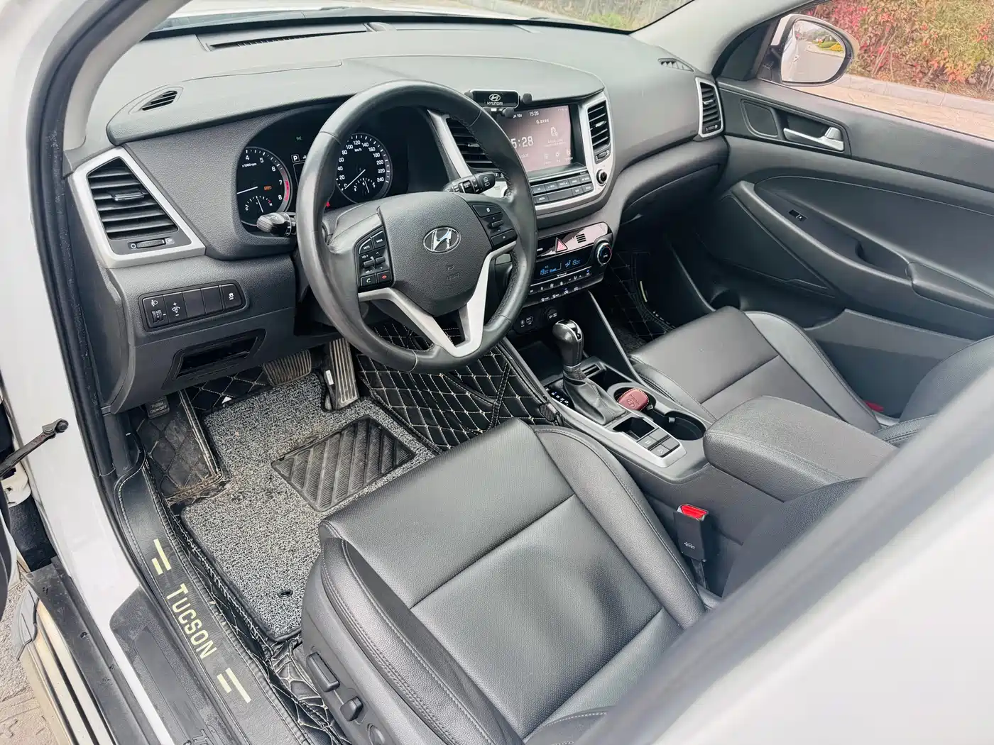 Hyundai Tucson 2018 1.6T DCT 2WD 15th Anniversary Special Edition фото 4