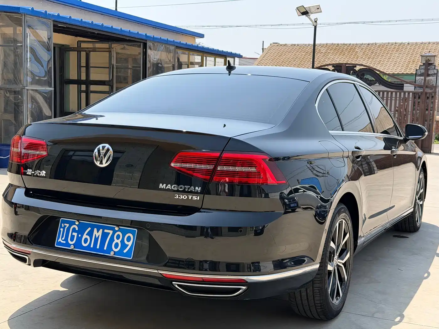 Volkswagen Magotan 2017 330TSI DSG Premium фото 5