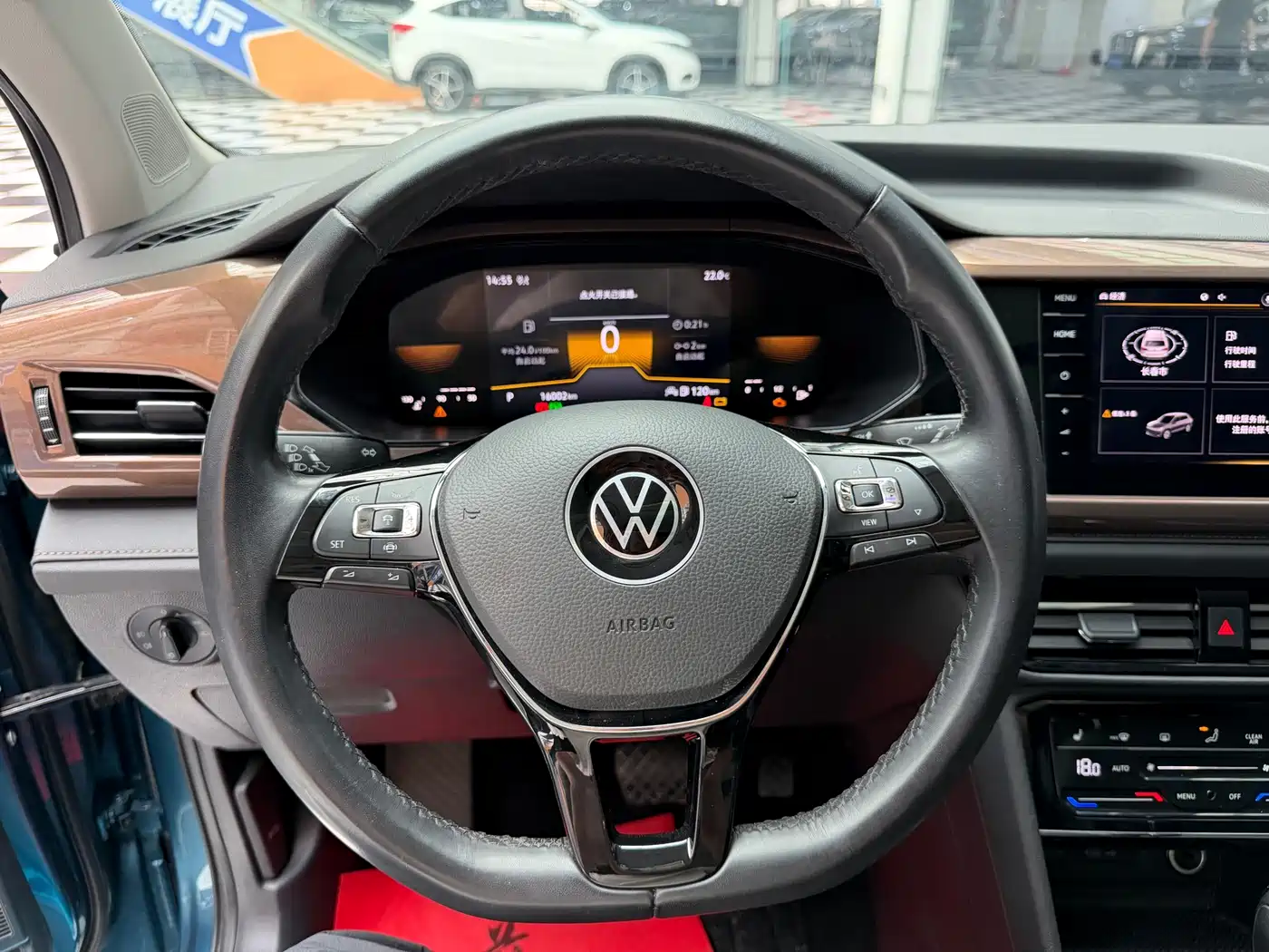 Volkswagen Tharu 2022 280TSI FWD Luxury Edition фото 7