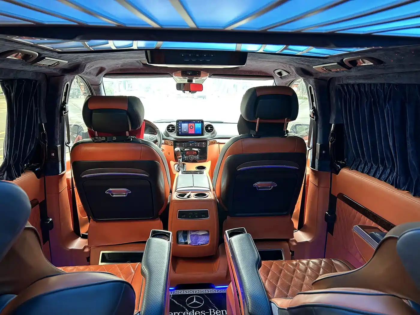 Mercedes-Benz Viano 2013 Model 3.0L Navigation Edition фото 18