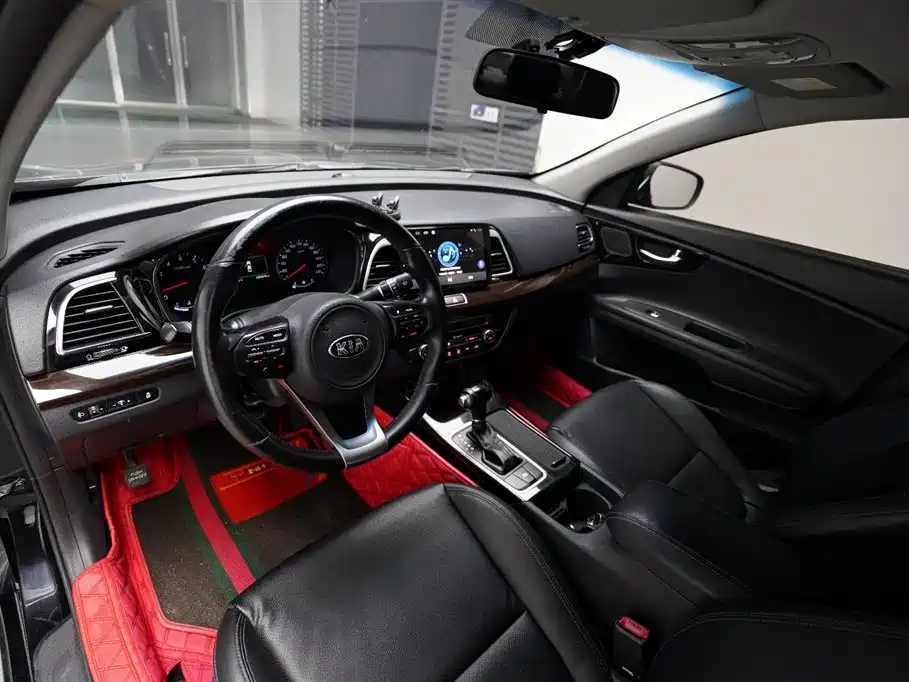 Kia K4 2014 1.8L Automatic DLX фото 3