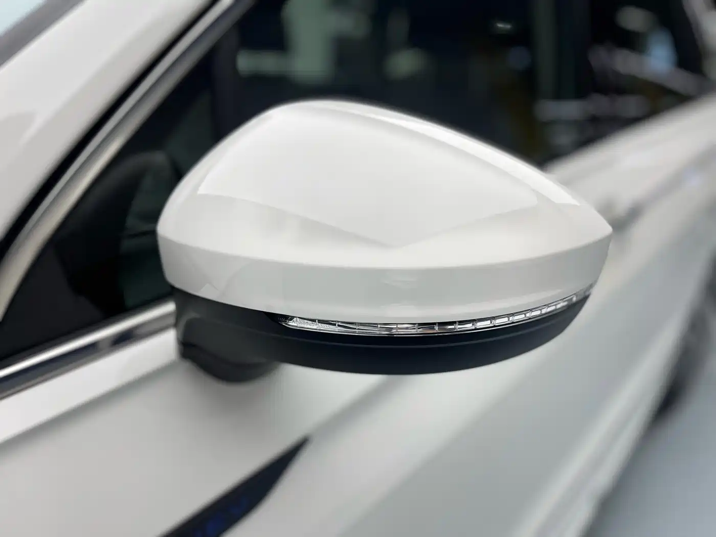 Volkswagen Tiguan L PHEV 2022 430PHEV Plug-in Hybrid Premium фото 19