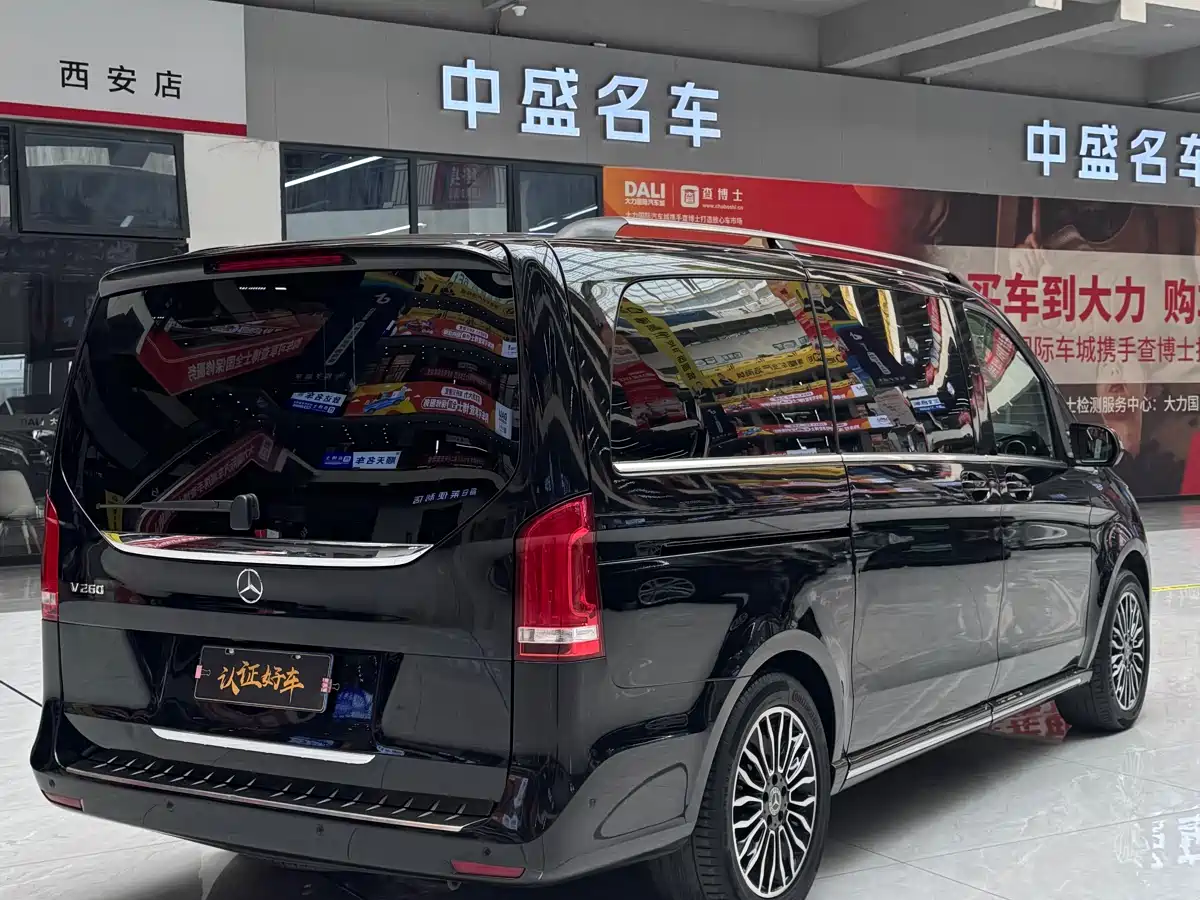 Mercedes-Benz V-Class 2018 V 260 Pilot Edition China V фото 17
