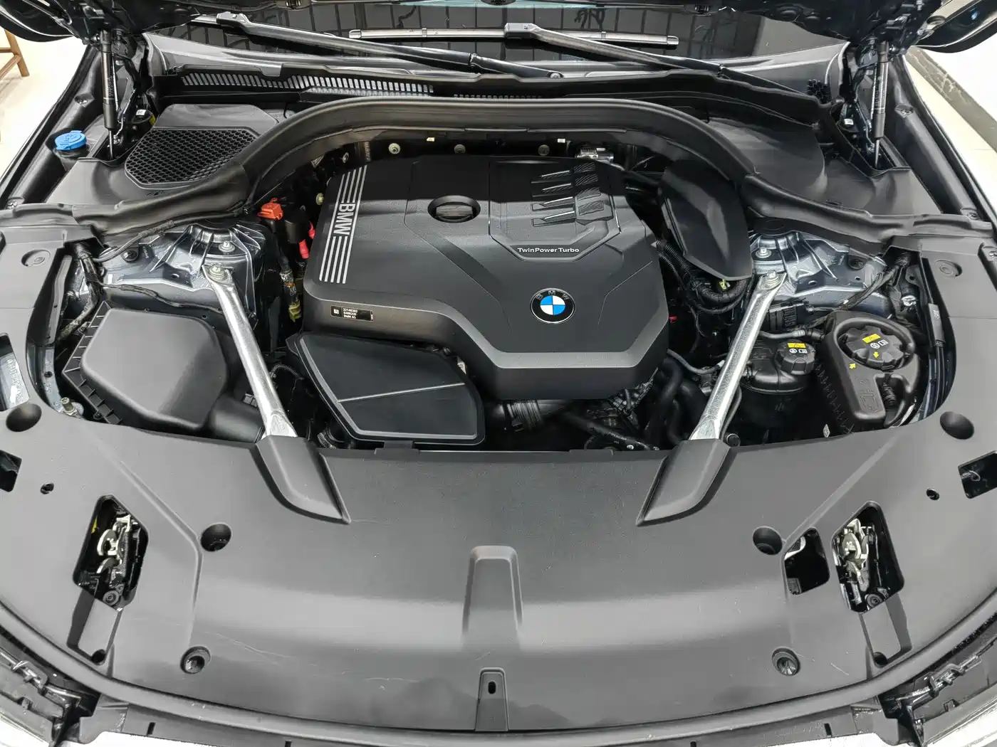 BMW 6 Series GT 2021 630i Luxury Design Package фото 25