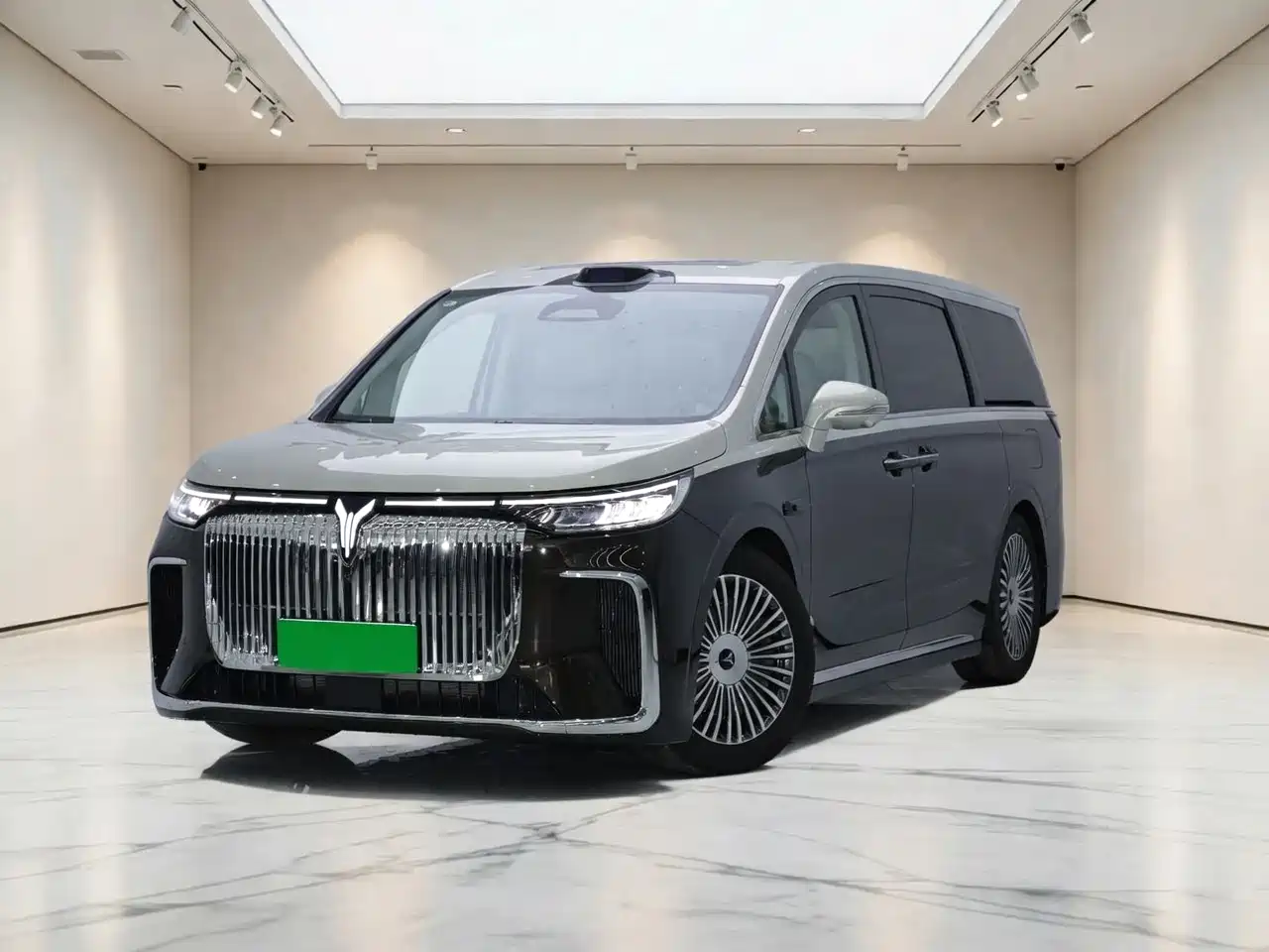 Voyah Auto Voyah Dreamer 2025 PHEV AWD Flagship Qian Kun Edition