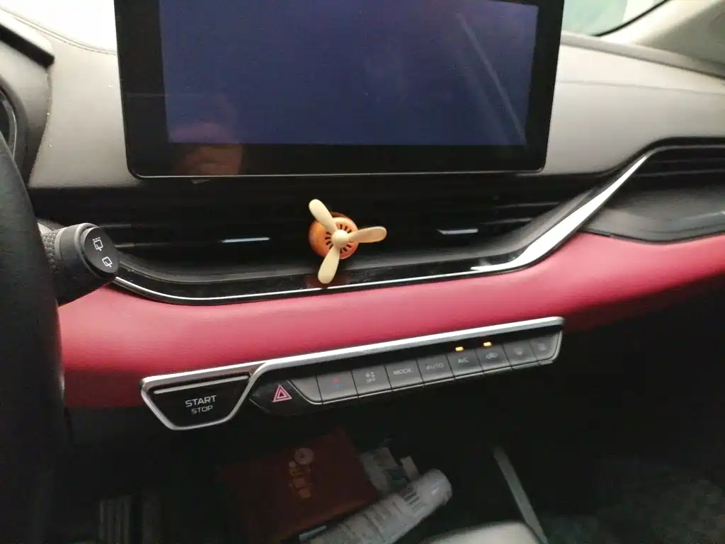 Geely Emgrand S 2022 2021 1.4T CVT Premium