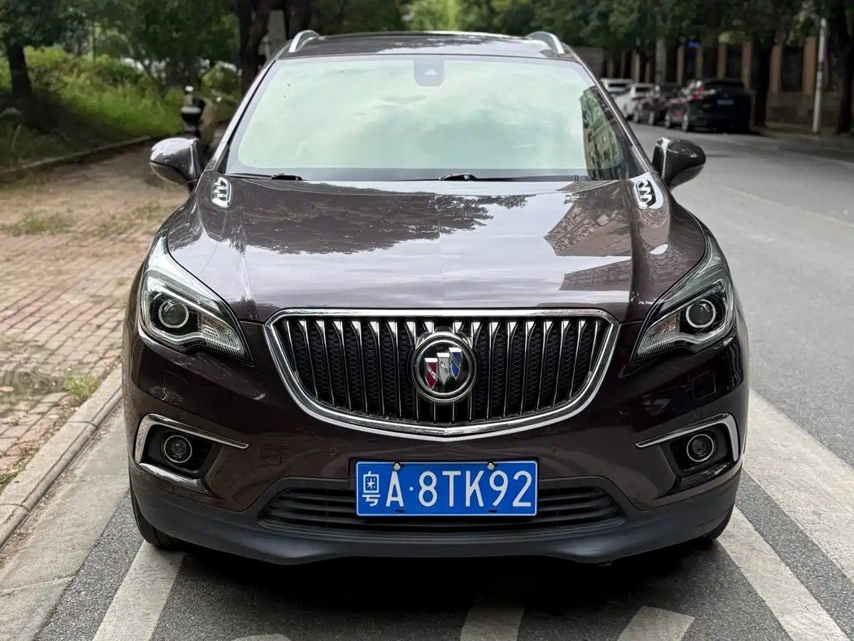 Фото 2 - Buick Envision Plus