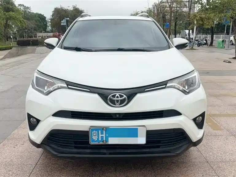 Toyota RAV4 Rongfang 2016 2.0L CVT 2WD Trend (China V)