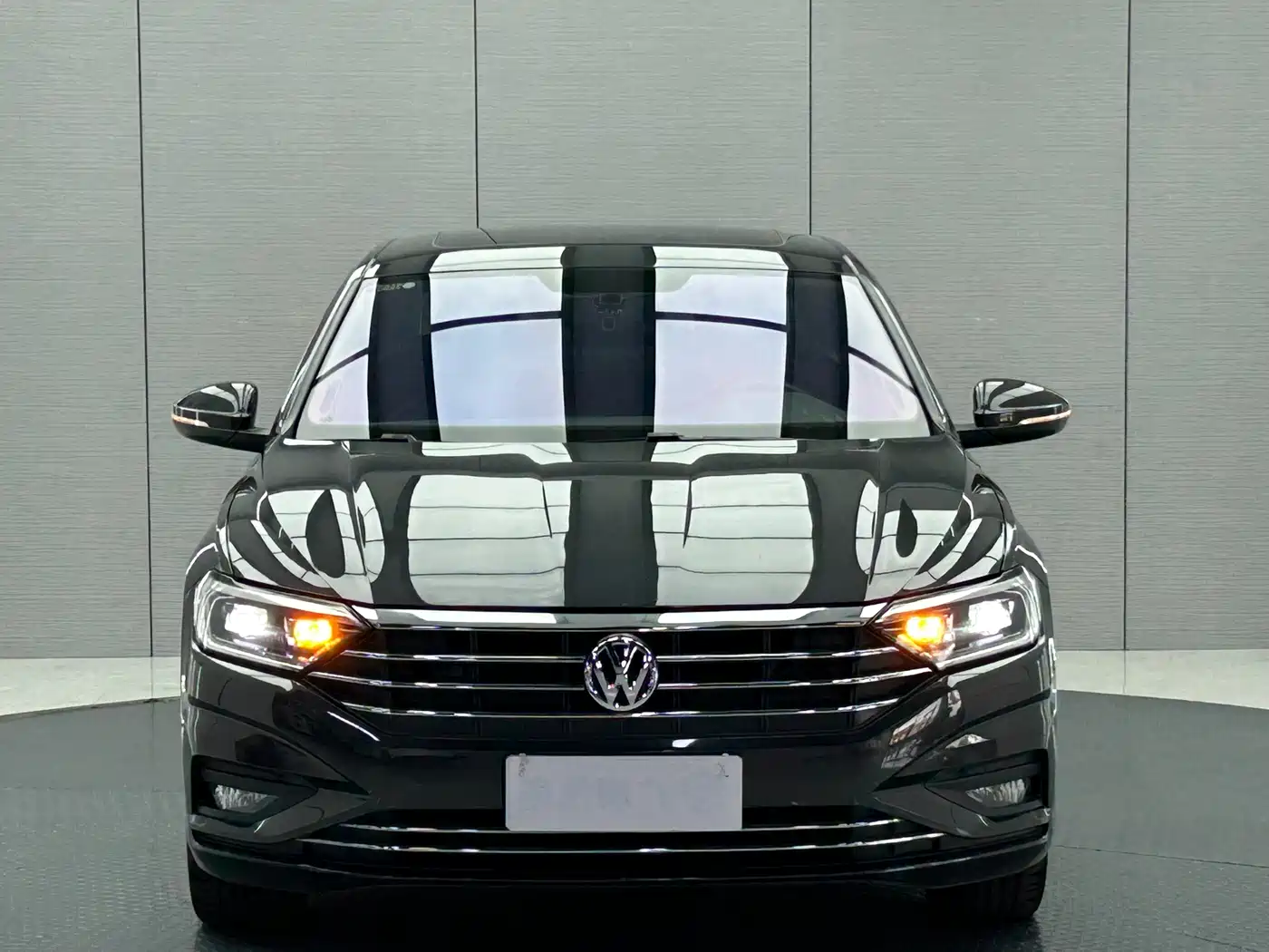 Volkswagen Sagitar 2022 280TSI DSG Surpassing Edition фото 2