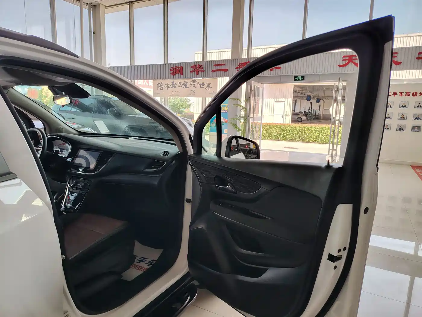 Buick Encore 2016 18T Automatic 2WD Urban Leading фото 7