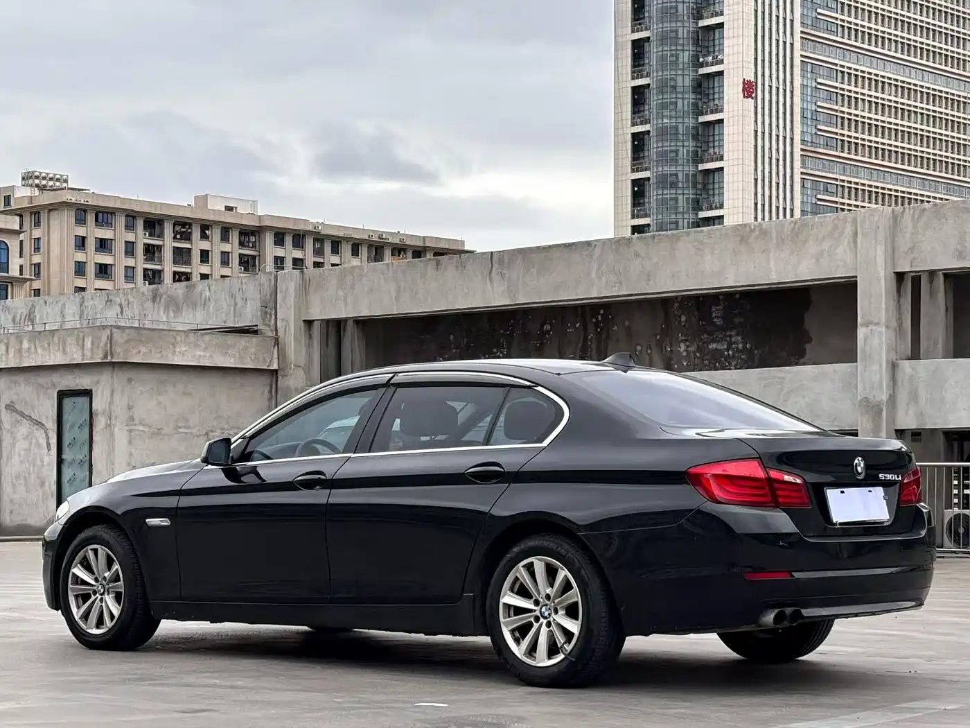 BMW 5 Series 2012 520Li Elegance фото 7