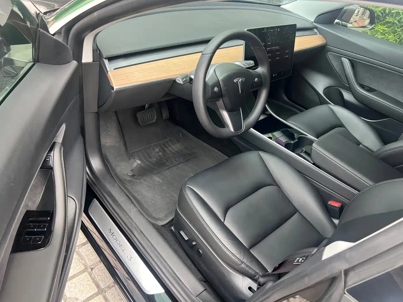 Tesla Model 3 2020 2020 Standard Range Rear-Wheel Drive Upgrade